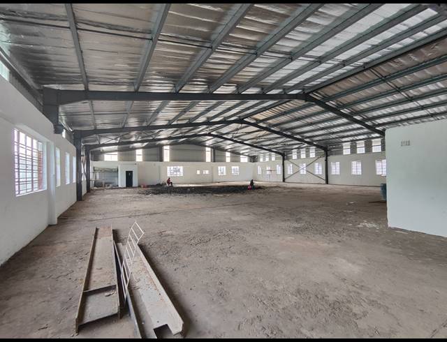 900M² WAREHOUSE TO LET IN JACOBS